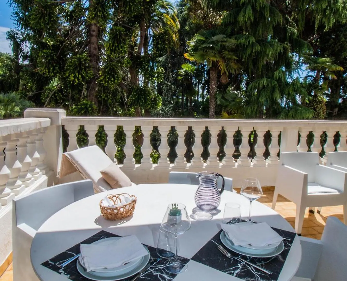 Calme Absolu, Elegant Et Arbore Avec Piscine Cannes Apartment