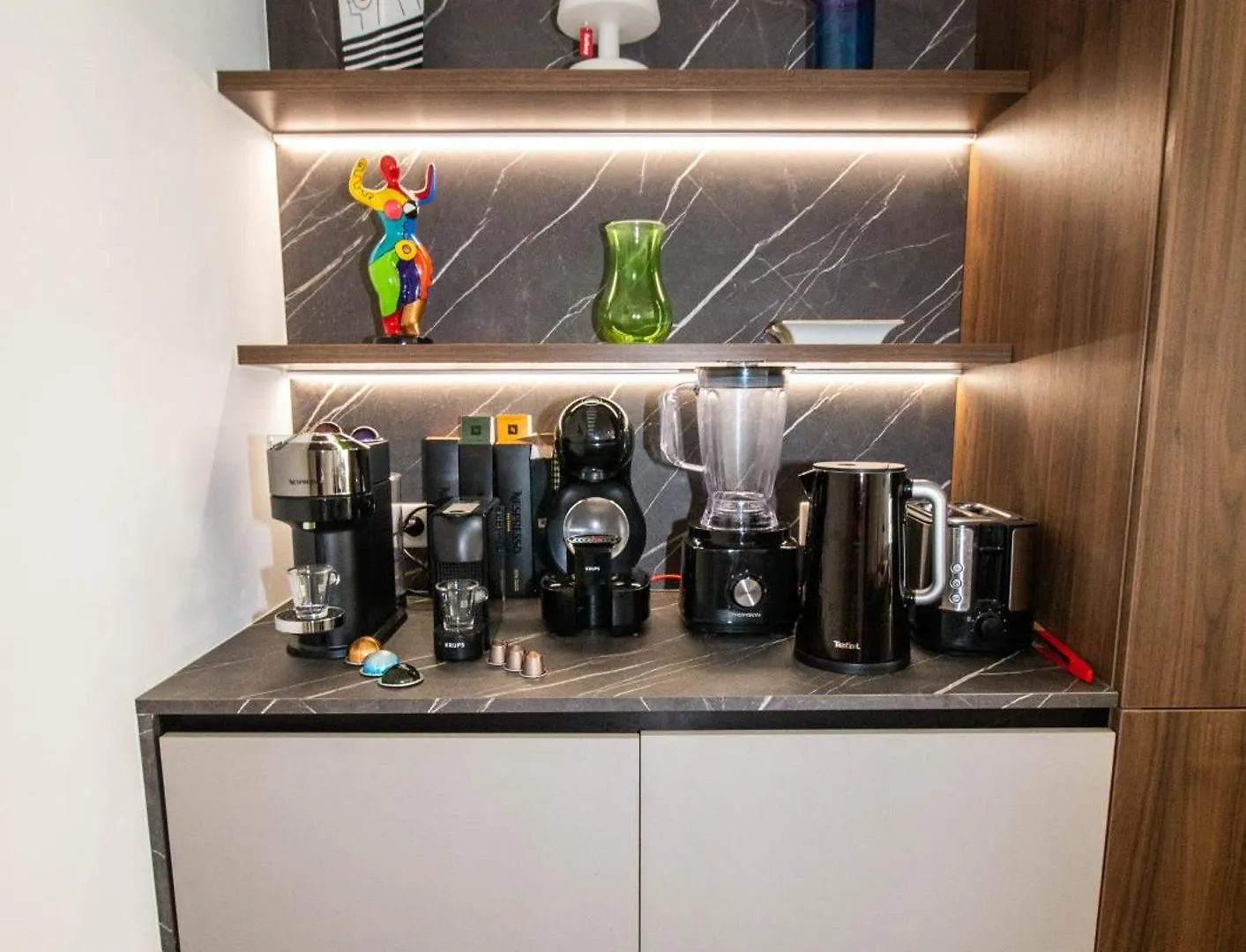 Apartment Calme Absolu, Elegant Et Arbore Avec Piscine Cannes